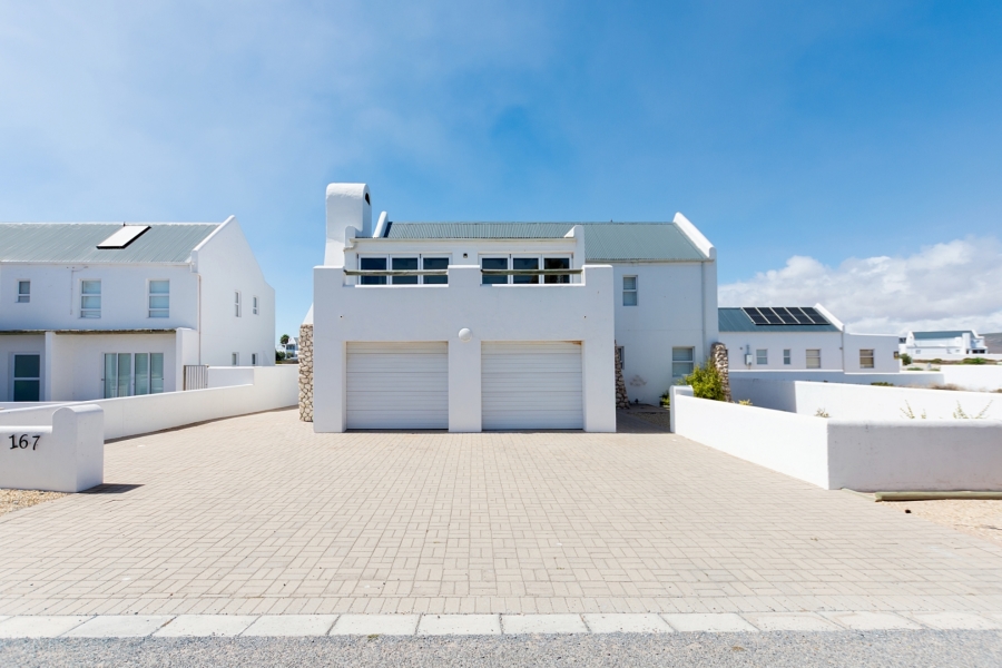 4 Bedroom Property for Sale in Golden Mile Western Cape
